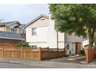 Photo 2: 2110 Sayward St in VICTORIA: Vi Fernwood Half Duplex for sale (Victoria)  : MLS®# 735463