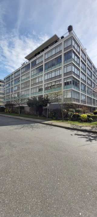 Photo 28: 408 1975 PENDRELL Street in Vancouver: West End VW Condo for sale in "PARKWOOD MANOR" (Vancouver West)  : MLS®# R2876586