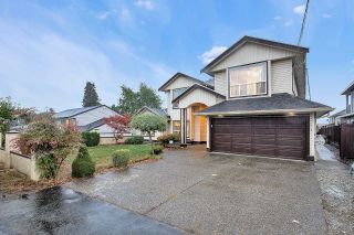 Photo 3: 13366 89A Avenue in Surrey: Queen Mary Park Surrey House for sale : MLS®# R2734034
