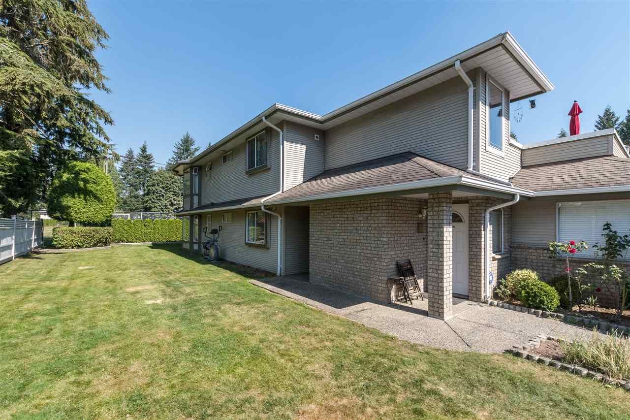 Main Photo: 11 21491 DEWDNEY TRUNK Road in Maple Ridge: West Central Townhouse for sale : MLS®# R2496398