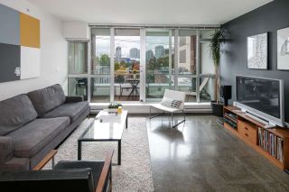 Photo 1: 405 221 UNION Street in Vancouver: Mount Pleasant VE Condo for sale in "V6A" (Vancouver East)  : MLS®# R2115784