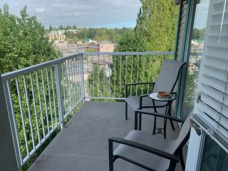 Photo 8: 410 33960 OLD YALE Road in Abbotsford: Central Abbotsford Condo for sale in "Old Yale Heights" : MLS®# R2574975