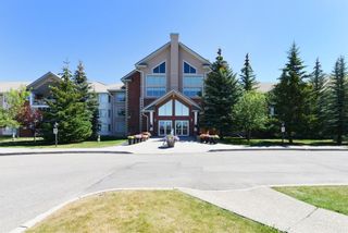 Photo 2: 242 6868 Sierra Morena Boulevard SW in Calgary: Signal Hill Apartment for sale : MLS®# A1246363