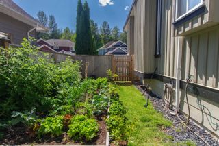 Photo 6: 9 1589 EAGLE RUN Drive in Squamish: Brackendale House for sale : MLS®# R2810183