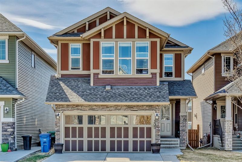 FEATURED LISTING: 305 Kings Heights Drive Southeast Airdrie