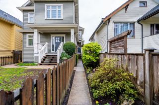 Photo 1: 956 E 13TH Avenue in Vancouver: Mount Pleasant VE 1/2 Duplex for sale in "Cedar Cottage" (Vancouver East)  : MLS®# R2876483