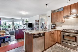 Photo 4: 313 3132 DAYANEE SPRINGS Boulevard in Coquitlam: Westwood Plateau Condo for sale : MLS®# R2608945