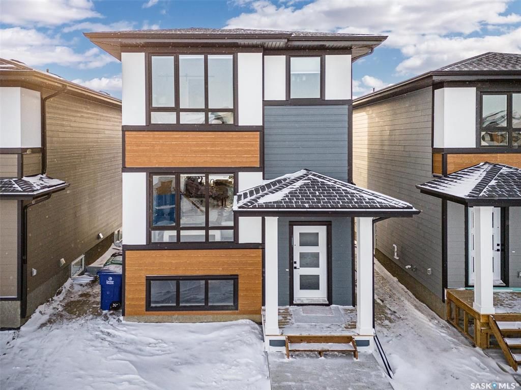 Main Photo: 158 Leskiw Lane in Saskatoon: Rosewood Residential for sale : MLS®# SK958220