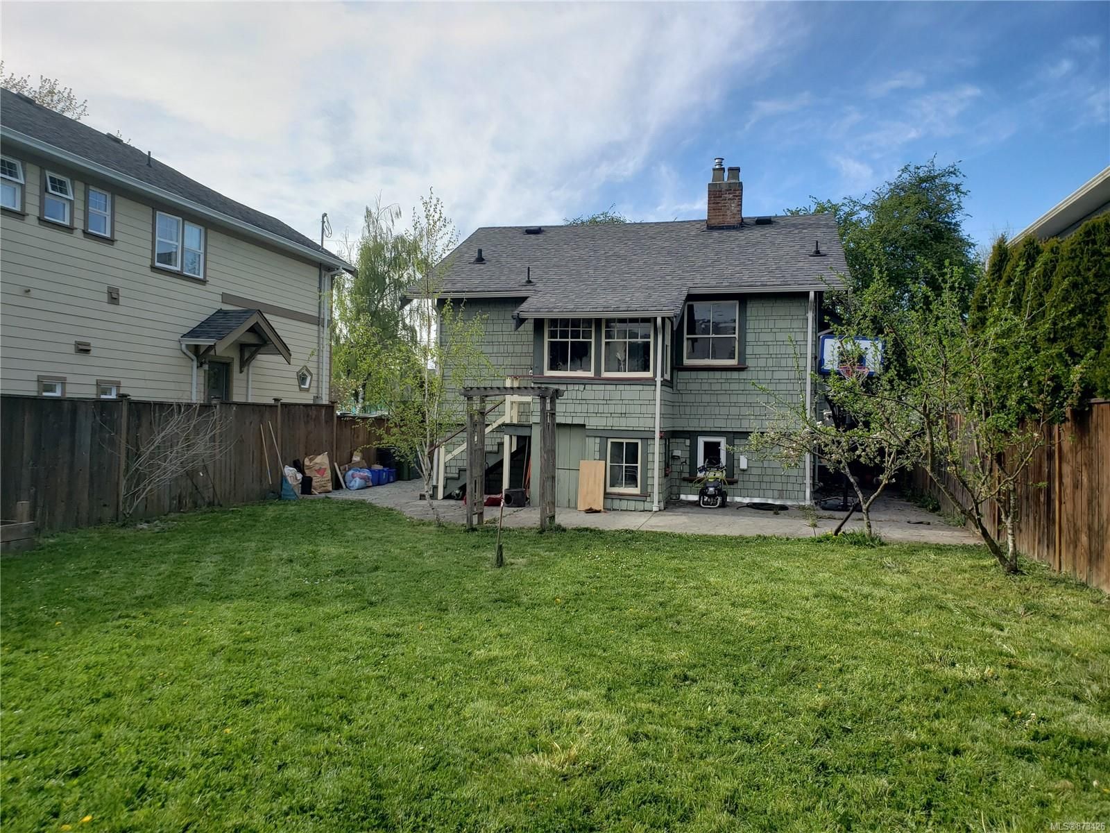 Photo 2: Photos: 1651 Oakland Ave in Victoria: Vi Oaklands House for sale : MLS®# 873426