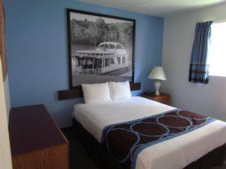 Photo 13: Exclusive Hotel/Motel with property in BC: Business with Property for sale