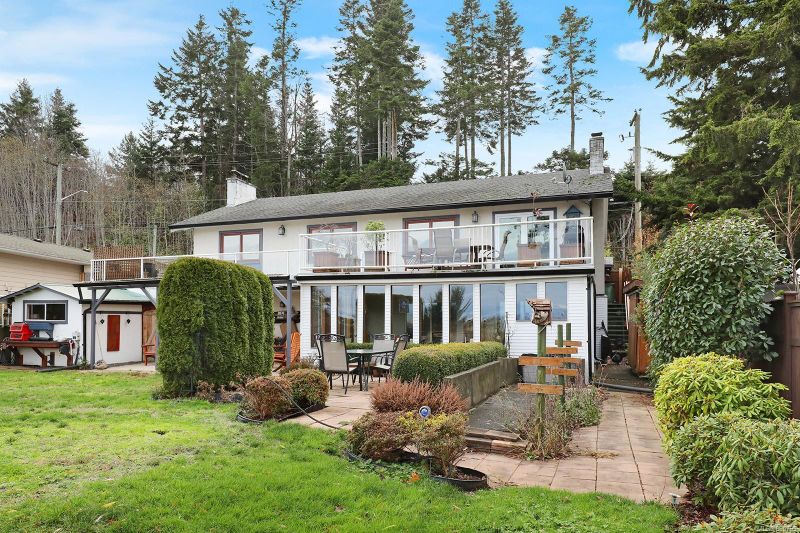FEATURED LISTING: 1402 Wilkinson Rd Comox