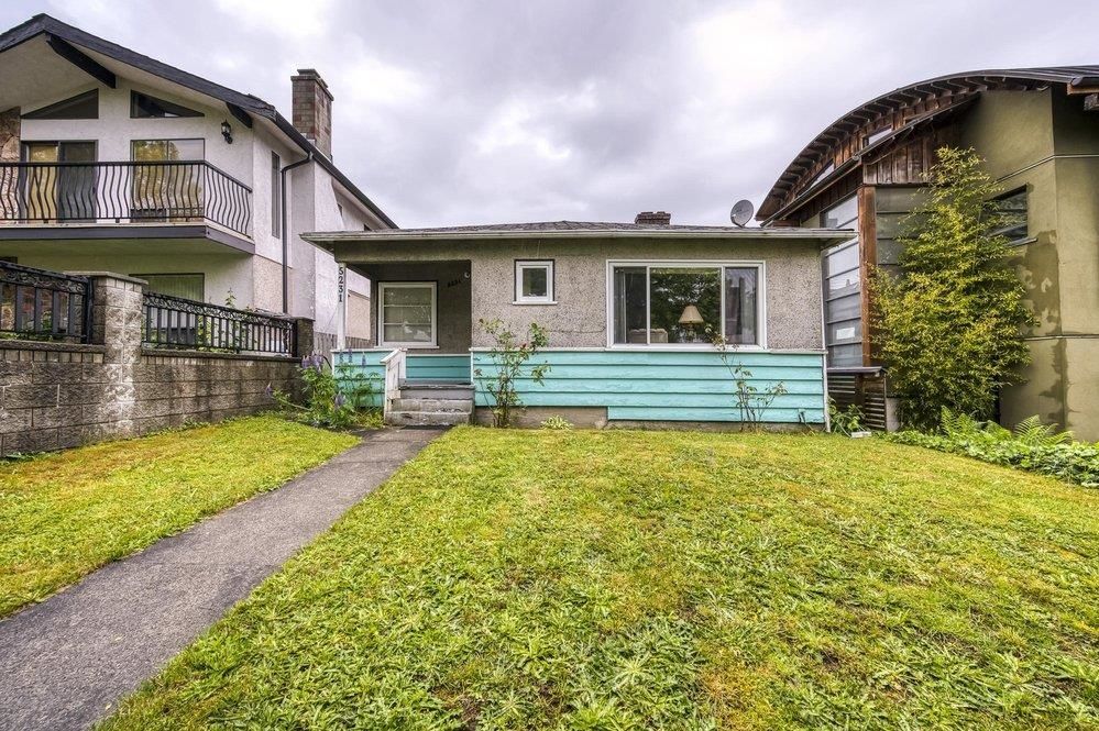 Main Photo: 5231 CULLODEN Street in Vancouver: Knight House for sale (Vancouver East)  : MLS®# R2696649