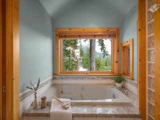 Photo 25: 8345 MOUNTAIN VIEW Drive in Whistler: Alpine Meadows House for sale in "ALPINE MEADOWS" : MLS®# R2668229