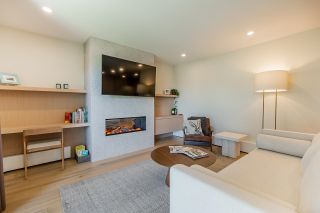 Photo 4: 308 2255 YORK Avenue in Vancouver: Kitsilano Condo for sale in "The Beach House" (Vancouver West)  : MLS®# R2780199