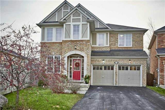 Main Photo: 37 Weldon Woods Court in Stouffville: Freehold for sale : MLS®# N3664570