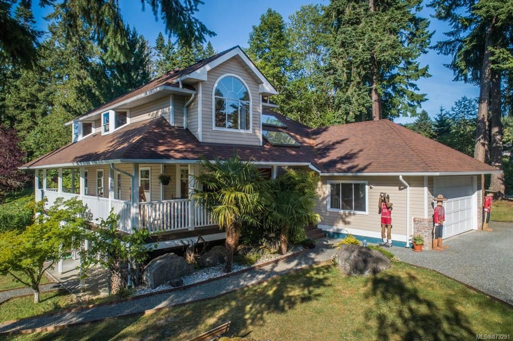 Main Photo: 1949 Maple Bay Rd in Duncan: Residential for sale : MLS®# 873291