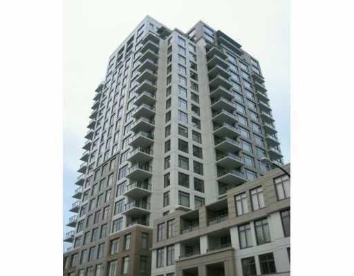 Main Photo: 205 3660 VANNESS Avenue in Vancouver: Collingwood VE Condo for sale in "CIRCA" (Vancouver East)  : MLS®# V678723