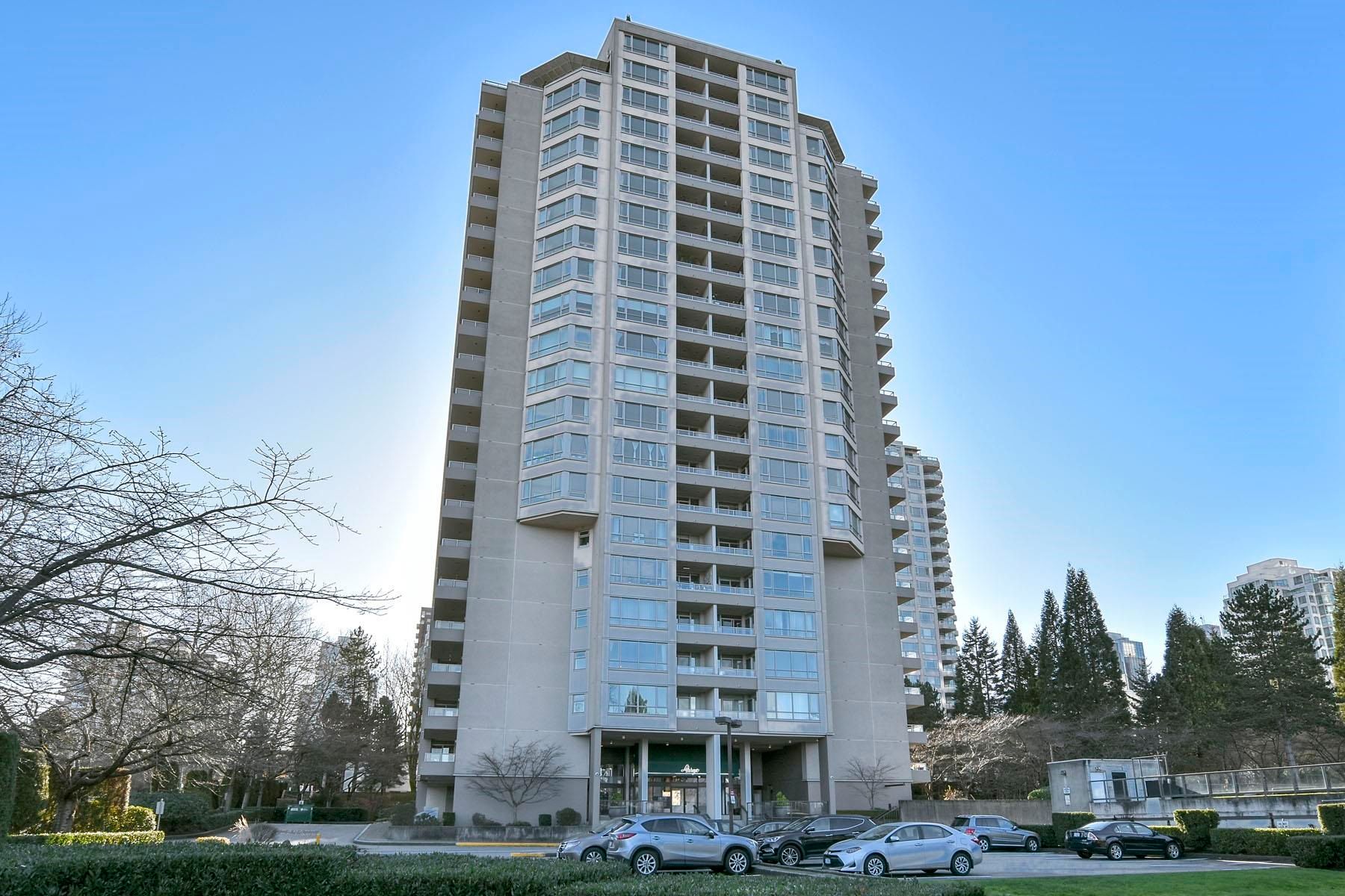 Main Photo: 2203 6055 NELSON Avenue in Burnaby: Forest Glen BS Condo for sale in "La Mirage II" (Burnaby South)  : MLS®# R2748440