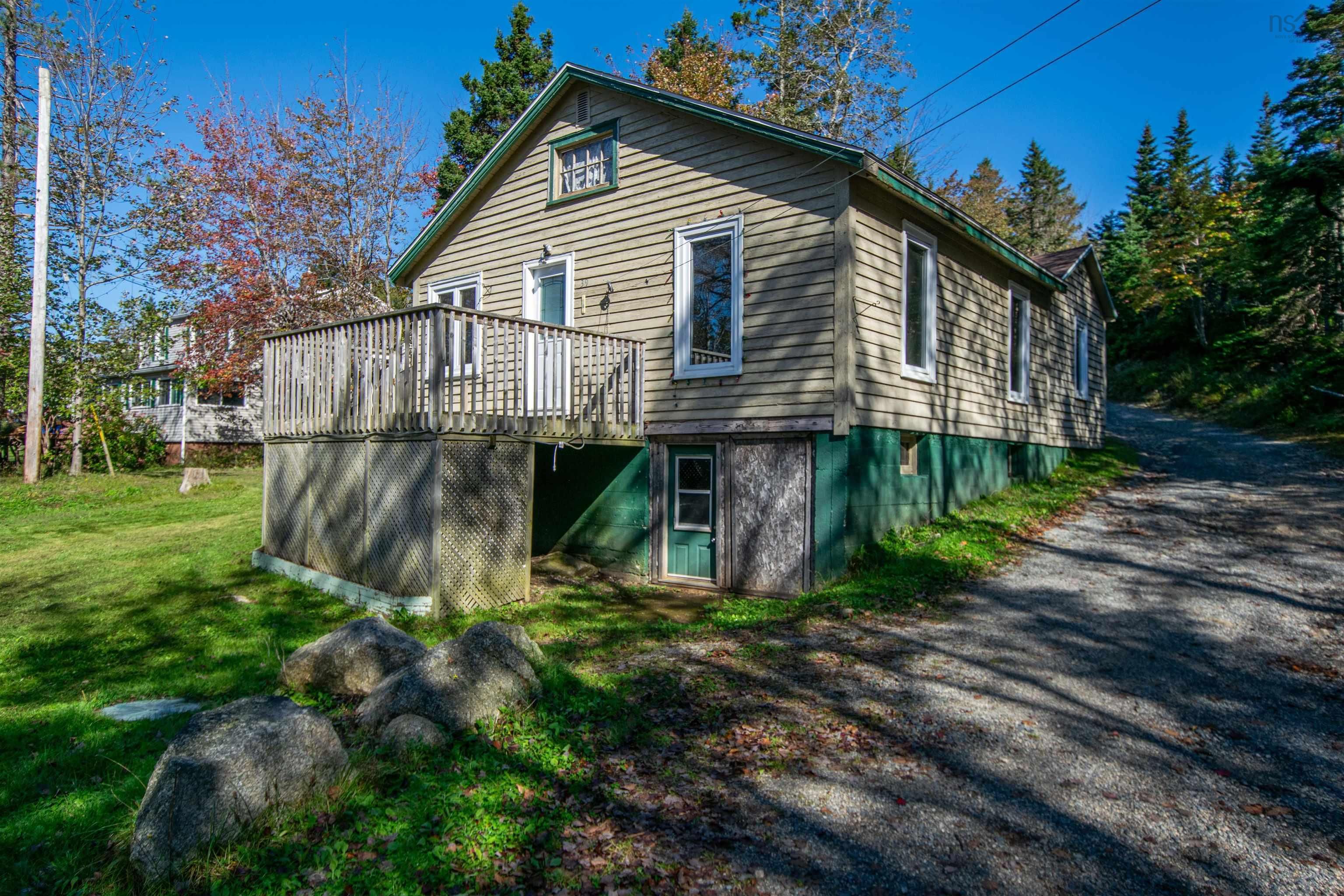 Main Photo: 39 Clearwater Drive in Timberlea: 40-Timberlea, Prospect, St. Marg Residential for sale (Halifax-Dartmouth)  : MLS®# 202322059