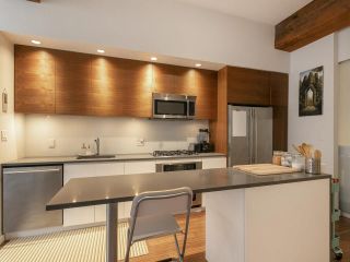 Photo 7: 205 1228 HOMER Street in Vancouver: Yaletown Condo for sale in "The Ellison" (Vancouver West)  : MLS®# R2253488