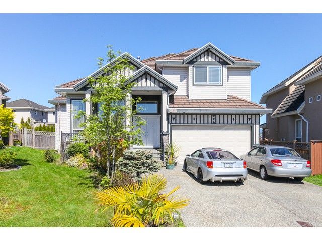 Main Photo: 14861 74TH Avenue in Surrey: East Newton House for sale in "CHIMNEY HEIGHTS" : MLS®# F1438528