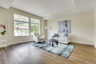 Photo 2: 3218 SYLVIA Place in Coquitlam: Westwood Plateau House for sale : MLS®# R2374115