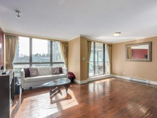 Photo 2: 304 2959 GLEN Drive in Coquitlam: North Coquitlam Condo for sale in "THE PARC" : MLS®# R2246472