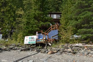 Photo 1: 3 Aline Hill Beach in Shuswap Lake: The Narrows House for sale : MLS®# 10152873