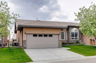 Main Photo: 217 Shannon Estates Terrace SW in Calgary: Shawnessy Row/Townhouse for sale : MLS®# A2136378