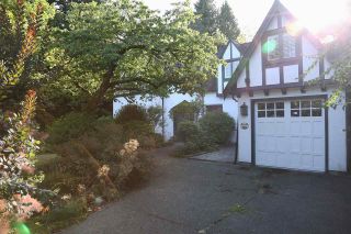 Main Photo: 5661 Highbury St in Vancouver: Dunbar House for rent