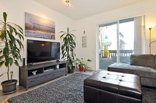 Photo 2: 32 2325 RANGER Lane in Port Coquitlam: Riverwood Townhouse for sale in "FREEMONT BLUE" : MLS®# R2431249