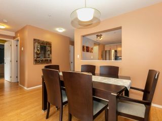 Photo 7: 215 3400 SE MARINE Drive in Vancouver: Champlain Heights Condo for sale in "Tiffany Ridge" (Vancouver East)  : MLS®# R2392821
