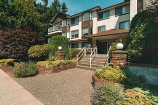 Photo 2: 312 33375 MAYFAIR Avenue in Abbotsford: Central Abbotsford Condo for sale in "MAYFAIR PLACE" : MLS®# R2604719