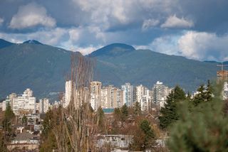 Photo 1: 314 2125 W 2ND Avenue in Vancouver: Kitsilano Condo for sale in "SUNNY LODGE" (Vancouver West)  : MLS®# R2641749
