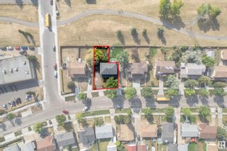 Photo 34: 10307 164 Avenue in Edmonton: Zone 27 House Half Duplex for sale : MLS®# E4313800