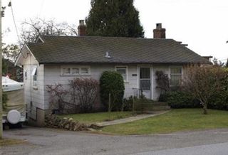 Main Photo: 15290 PACIFIC Avenue: White Rock House for sale (South Surrey White Rock)  : MLS®# R2783382