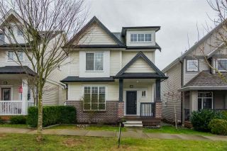 Photo 1: 6712 193A Street in Surrey: Clayton House for sale in "Clayton/Gramercy" (Cloverdale)  : MLS®# R2233474