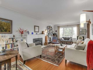 Photo 5: 4345 LOCARNO Crescent in Vancouver: Point Grey House for sale (Vancouver West)  : MLS®# R2266726