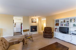 Photo 2: 112 7465 SANDBORNE Avenue in Burnaby: South Slope Condo for sale in "SANDBORNE HILL COMPLEX" (Burnaby South)  : MLS®# R2437401