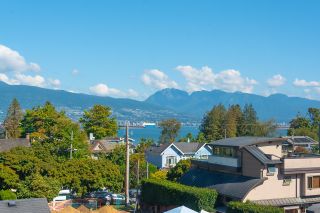 Main Photo: 4537 LANGARA Avenue in Vancouver: Point Grey House for sale (Vancouver West)  : MLS®# R2843285