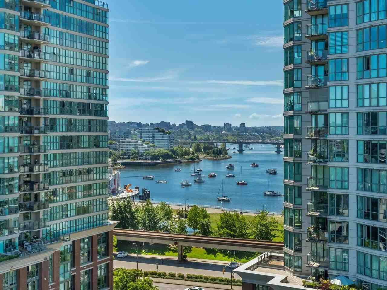 Main Photo: 1301 189 NATIONAL Avenue in Vancouver: Downtown VE Condo for sale in "SUSSEX" (Vancouver East)  : MLS®# R2590311