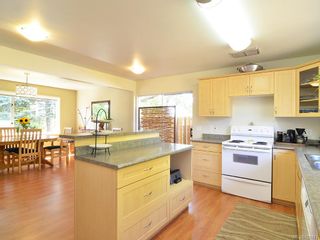 Photo 8: 1800 Feltham Rd in VICTORIA: SE Gordon Head House for sale (Saanich East)  : MLS®# 621413
