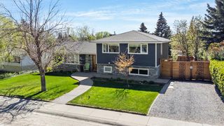 Photo 1: 4923 Carney Road NW in Calgary: Charleswood Detached for sale : MLS®# A2046462