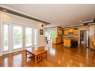 Photo 11: 5151 223B Street in Langley: Murrayville House for sale : MLS®# R2279000