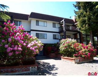 Photo 1: 202 1371 Foster Street in South Surrey: White Rock Condo for sale (South Surrey White Rock)  : MLS®# F2826418