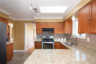 Photo 11: 2956 TRINITY Street in Vancouver: Hastings Sunrise House for sale (Vancouver East)  : MLS®# R2780725