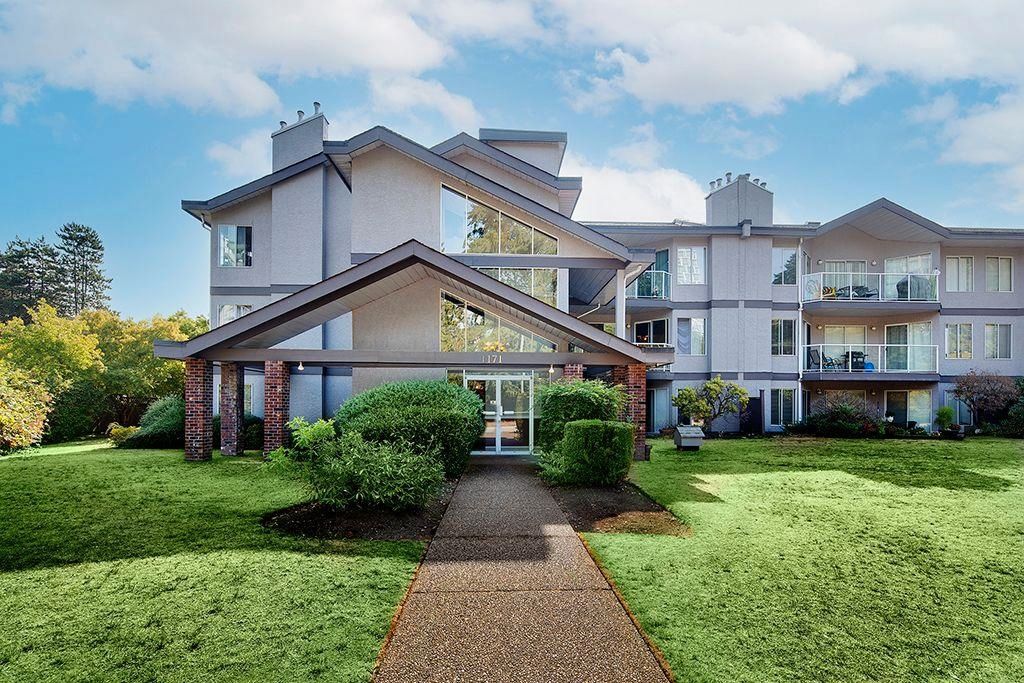 Main Photo: 311 1171 PIPELINE Road in Coquitlam: New Horizons Condo for sale in "GLENWOOD PLACE" : MLS®# R2805238
