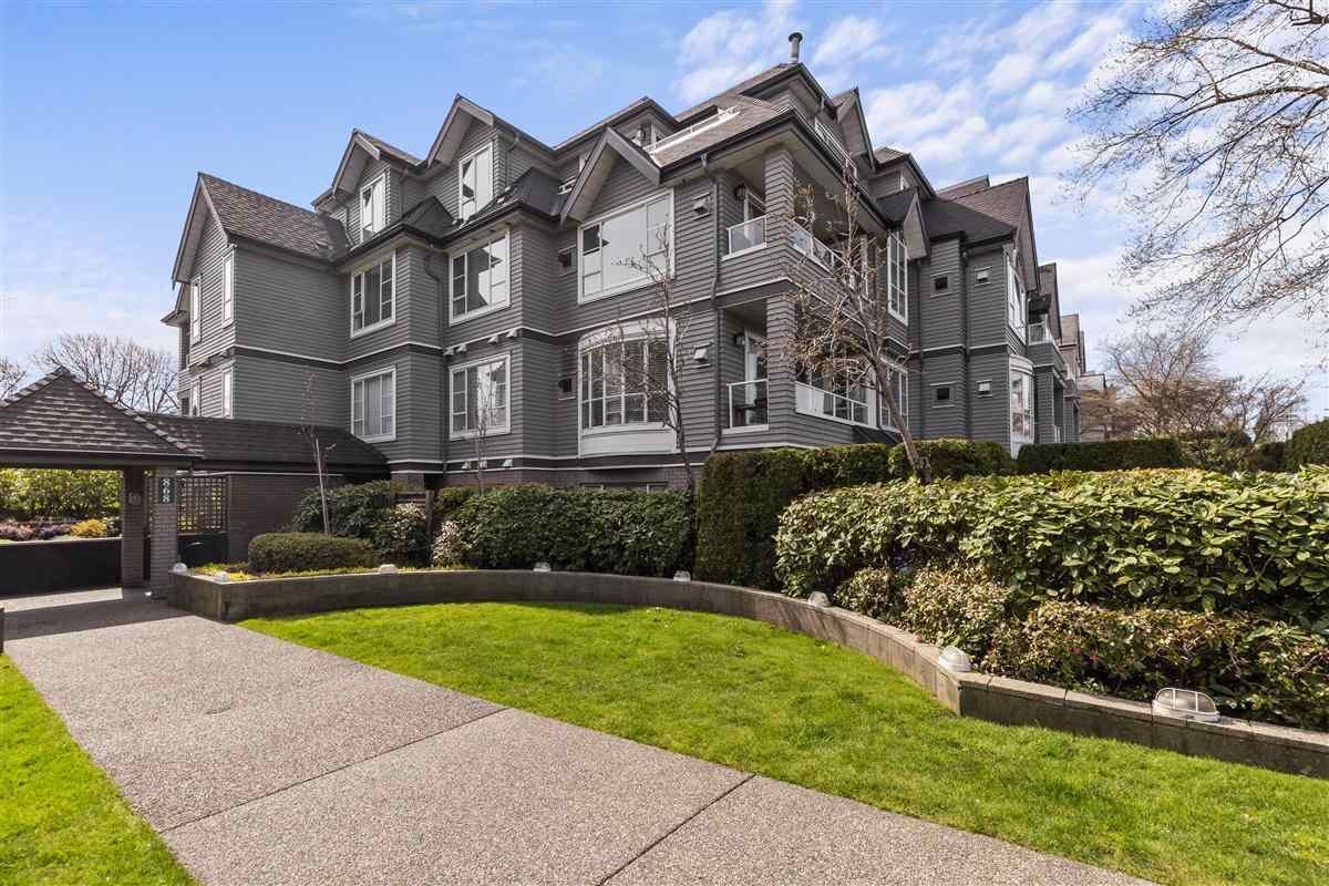 Main Photo: 305 868 W 16TH AVENUE in Vancouver: Cambie Condo for sale (Vancouver West)  : MLS®# R2560619
