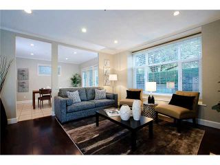 Photo 2: 2871 W 16TH Avenue in Vancouver: Kitsilano 1/2 Duplex for sale (Vancouver West)  : MLS®# V975217