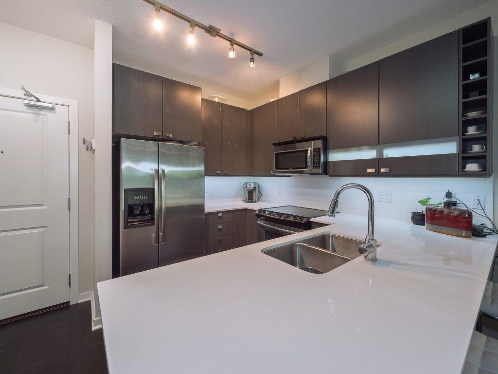 Photo 4: Photos: 110 5655 210A Street in Langley: Salmon River Condo for sale in "CORNERSTONE NORTH" : MLS®# R2294951